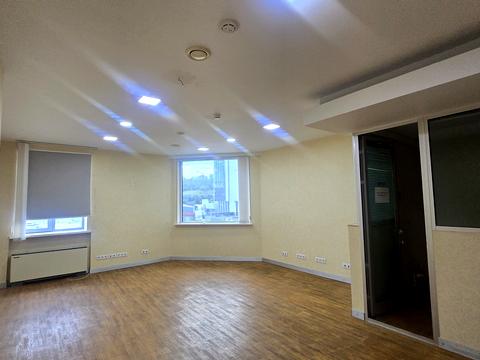 комерційна за адресою Велика Васильківська вул. (Червоноармійська), 71