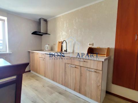 квартира за адресою Дніпровська набережна вул., 13
