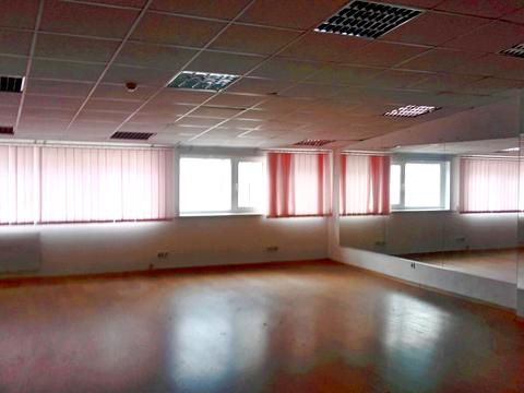 комерційна за адресою Андрія Малишка вул., 5