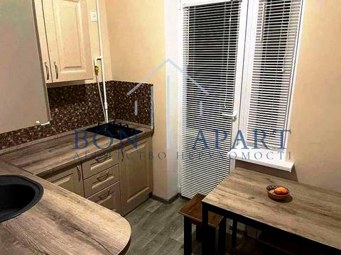квартира за адресою Дмитра Павличка просп., 7