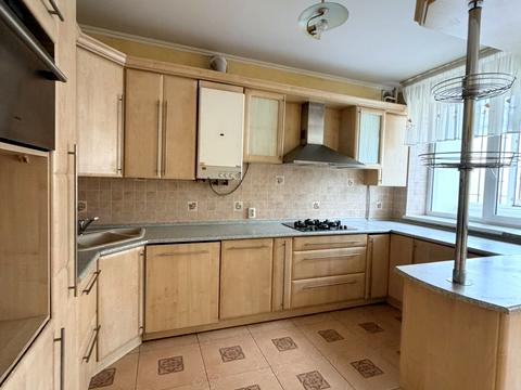квартира за адресою Військова вул., 2