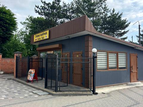 комерційна за адресою Трускавецька вул., 71