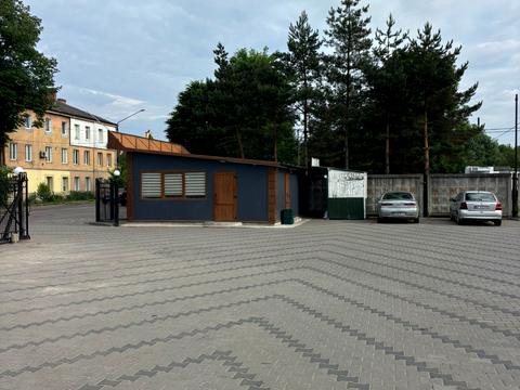 комерційна за адресою Трускавецька вул., 71