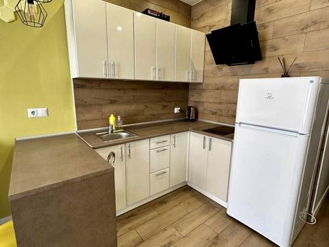 квартира за адресою Ревуцького вул., 40-В