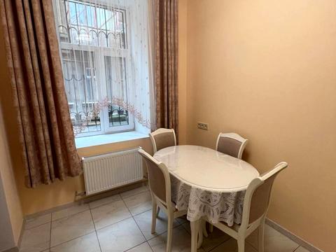 квартира за адресою Олександрійський пров., 12