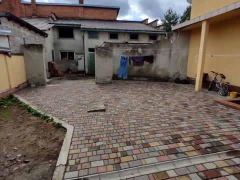 будинок за адресою Садова