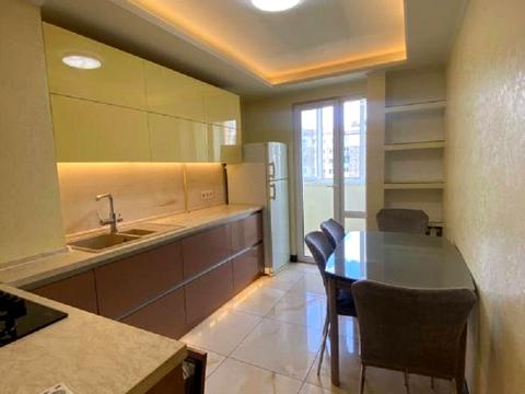 квартира за адресою Євгена Чикаленка вул., 59