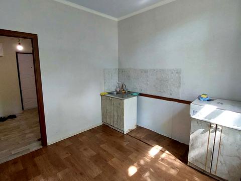 квартира за адресою Арсенія Тарковського вул. (Володарського), 14