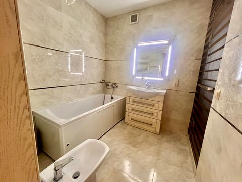 квартира за адресою Івана Рубчака вул., 21