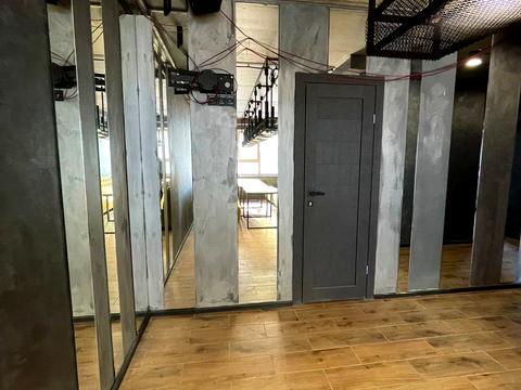 комерційна за адресою Мечникова вул., 112-Б