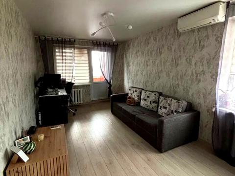 квартира за адресою Академіка Булаховського вул., 38