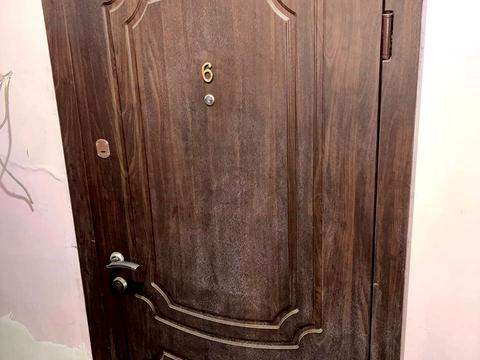комерційна за адресою Боголюбова вул., 4