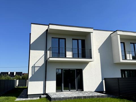 будинок за адресою Кірпи