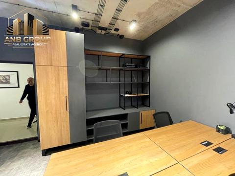 комерційна за адресою Київ, Жилянська вул., 68