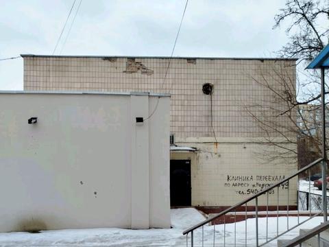 комерційна за адресою Київ, Райдужна вул., 23