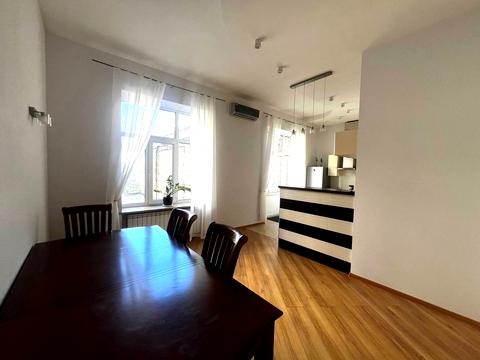 квартира за адресою Терещенківська вул., 7