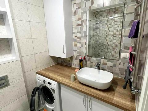 квартира за адресою Наварійська вул., 29