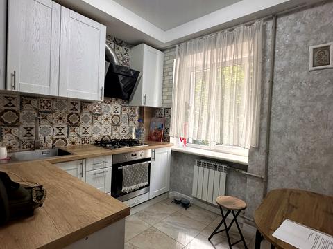 квартира за адресою Євгена Танцюри вул. (Генерала Петрова), 9/2