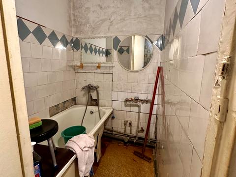 квартира за адресою Небесної Сотні просп. (Маршала Жукова), 5