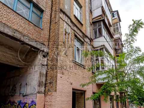 комерційна за адресою Бульварно-Кудрявська вул. (Воровського), 43-А
