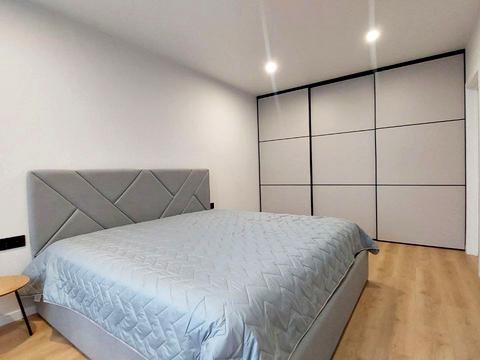 квартира за адресою Степана Бандери вул., 77-Б