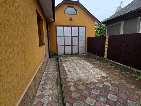 будинок за адресою Чернівці, Гречаного вул., 32а