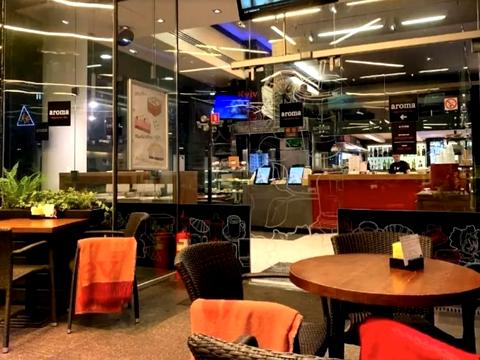 коммерческая по адресу Жилянская ул., 74