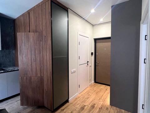 квартира за адресою Салютна вул., 2к5