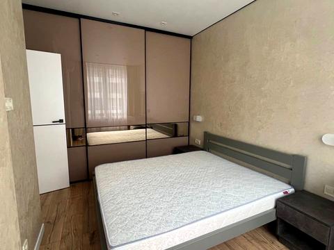 квартира за адресою Салютна вул., 2к5