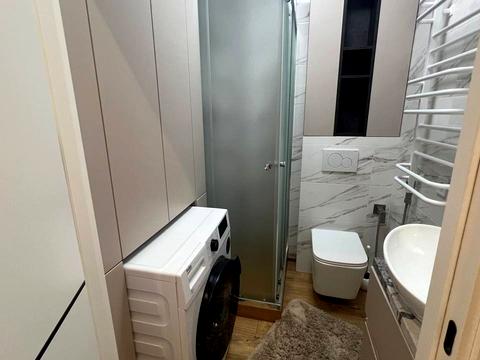 квартира за адресою Салютна вул., 2к5
