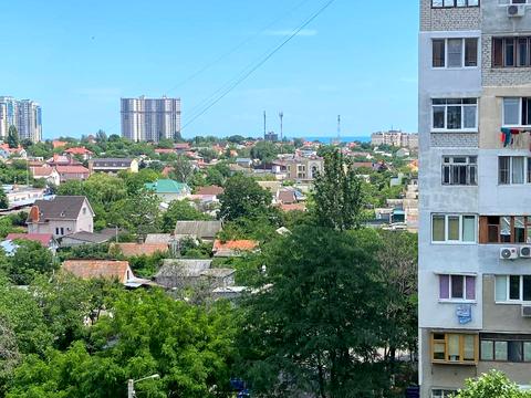 квартира за адресою Євгена Чикаленка вул., 59
