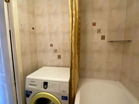 квартира за адресою Євгена Чикаленка вул., 59