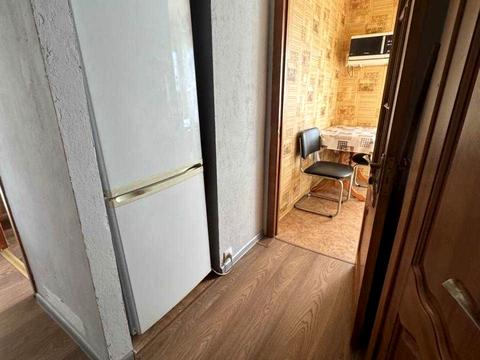 квартира за адресою Дніпро, Богдана Хмельницького просп. (Героїв Сталінграда), 63