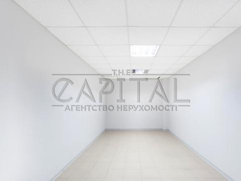 комерційна за адресою Здолбунівська вул., 7-А