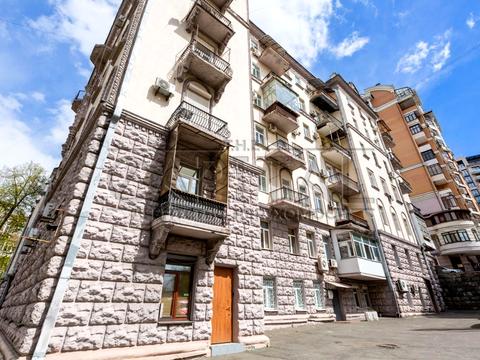 коммерческая по адресу Лютеранская ул., 1