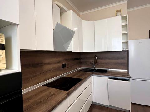 квартира за адресою Академіка Сахарова вул., 3-А