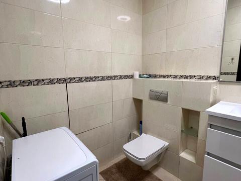 квартира за адресою Академіка Сахарова вул., 3-А