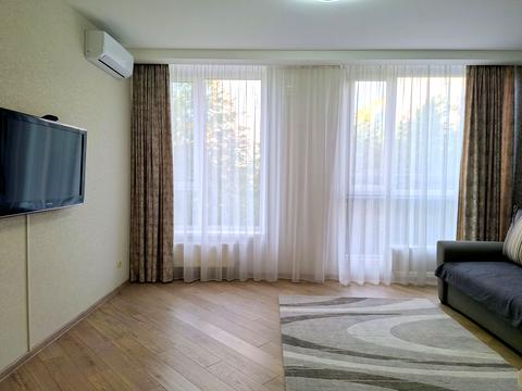 квартира за адресою Соборності просп. (Возз'єднання), 17 к2