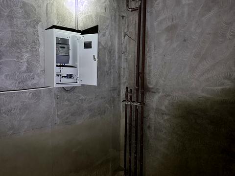 комерційна за адресою Срібнокільська вул., 1