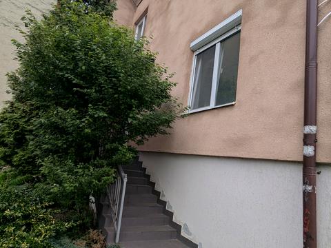 коммерческая по адресу Угорницкая ул., 10а