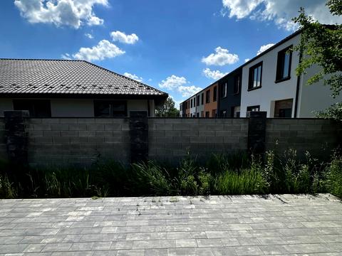 будинок за адресою Успішна, 17