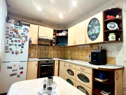 квартира за адресою житловий масив Тополя-1 вул., 8