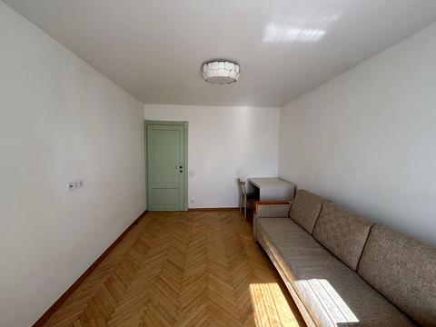 квартира за адресою Вагонна вул., 7