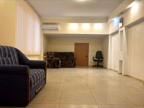 комерційна за адресою Срібнокільська вул., 2-А