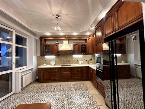 квартира по адресу Евгения Коновальца ул. (Щорса), 32-А