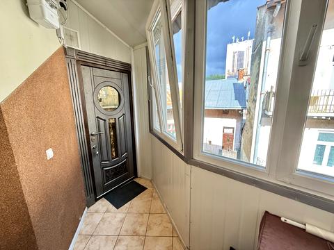 квартира за адресою Пантелеймона Куліша вул., 28
