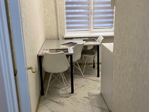 квартира за адресою Білоруська вул., 10/18