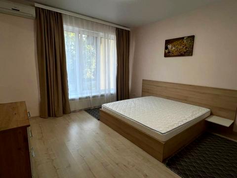 будинок за адресою Шота Руставелі вул., 14