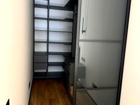 квартира за адресою Науки просп., 58-В