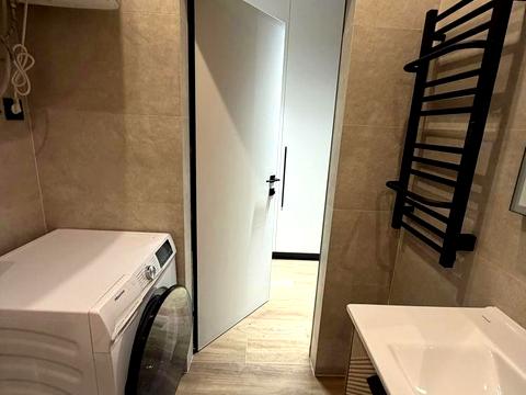 квартира за адресою Науки просп., 58-В